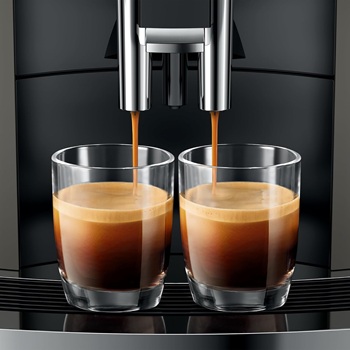 making-espresso-in-a-small-cafe